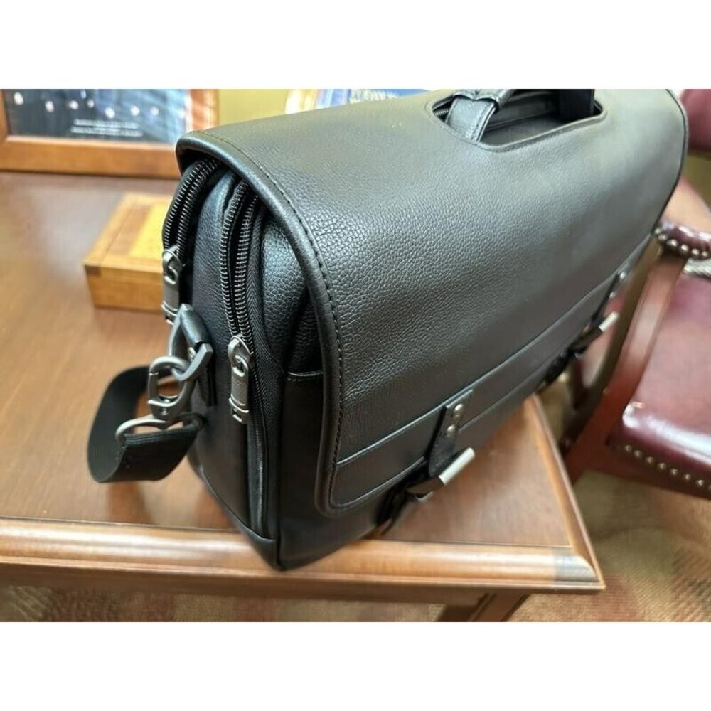 Samsonite Black Classic Leather Flapover Business Satchel Bag—Fits 2 Laptops - Picture 2 of 16